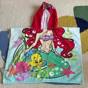 Little Mermaid Hooded Towel